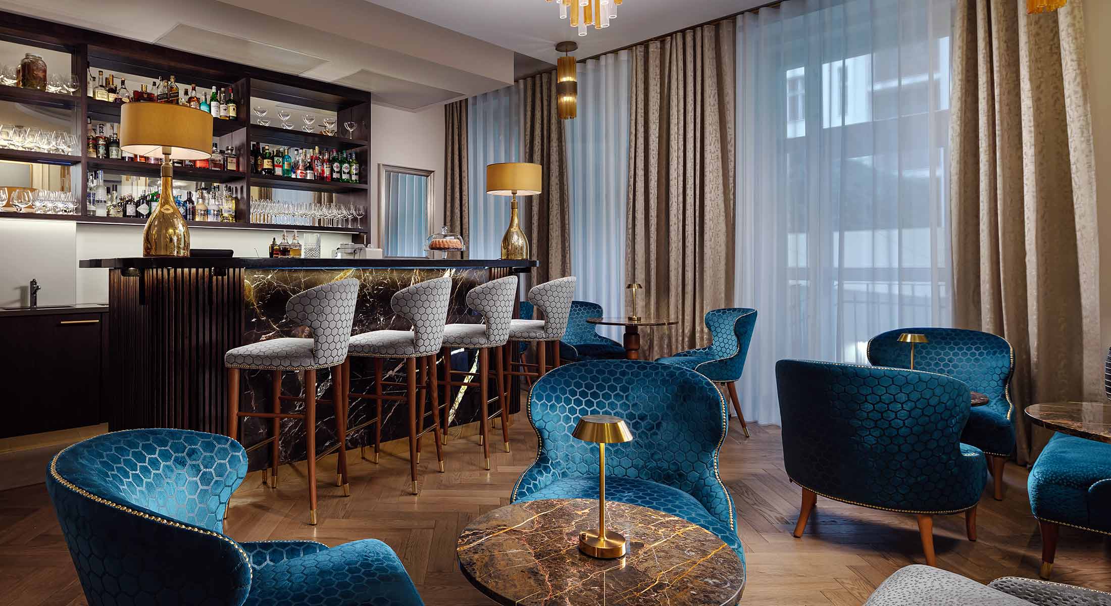 B21 Cocktail bar/Allure Hotel & Residence Prague